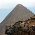 Schwenkgrill auf der Cheops-Pyramide