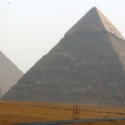 Schwenkgrill auf der Cheops-Pyramide