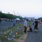 Vor dem Festivalgelände. Die Putzkolonnen haben alles gegeben.