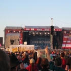 Linkin Park war geil. Aber spielen die immer noch? Wir wollen doch die Hosen sehen! :-) Linkin Park war geil. Aber spielen die immer noch? Wir wollen doch die Hosen sehen! :-)